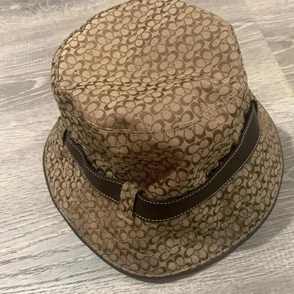 Authentic Coach Bucket Hat - Picture 2 of 4